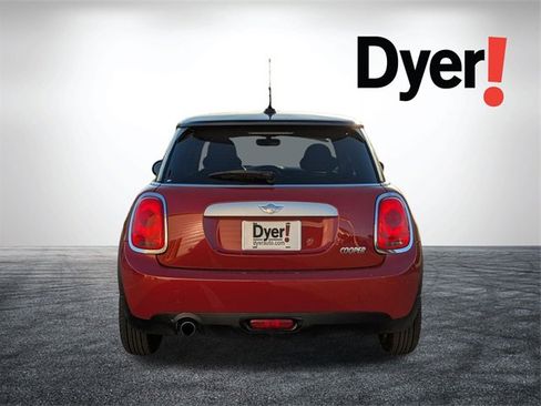 Used 2014 MINI Cooper 2-Door Hardtop image 7