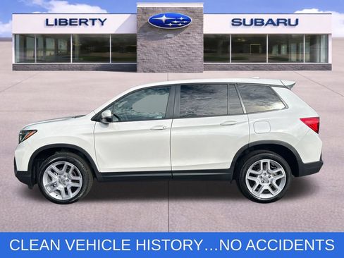 Used 2024 Honda Passport EX-L image 2