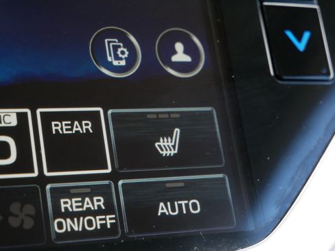 Used 2025 Subaru Ascent Premium AWD/4WD image 32