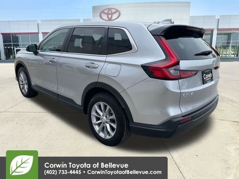 Used 2025 Honda CR-V EX-L image 3