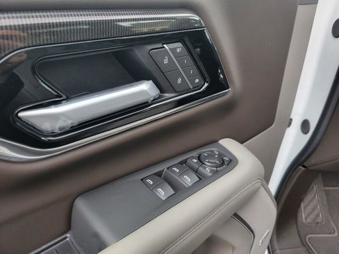 New 2026 GMC Yukon XL Elevation w/ Elevation Premium Package image 14