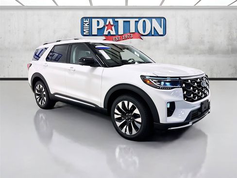New 2026 Ford Explorer Platinum w/ LUX Leather Package AWD/4WD image 1