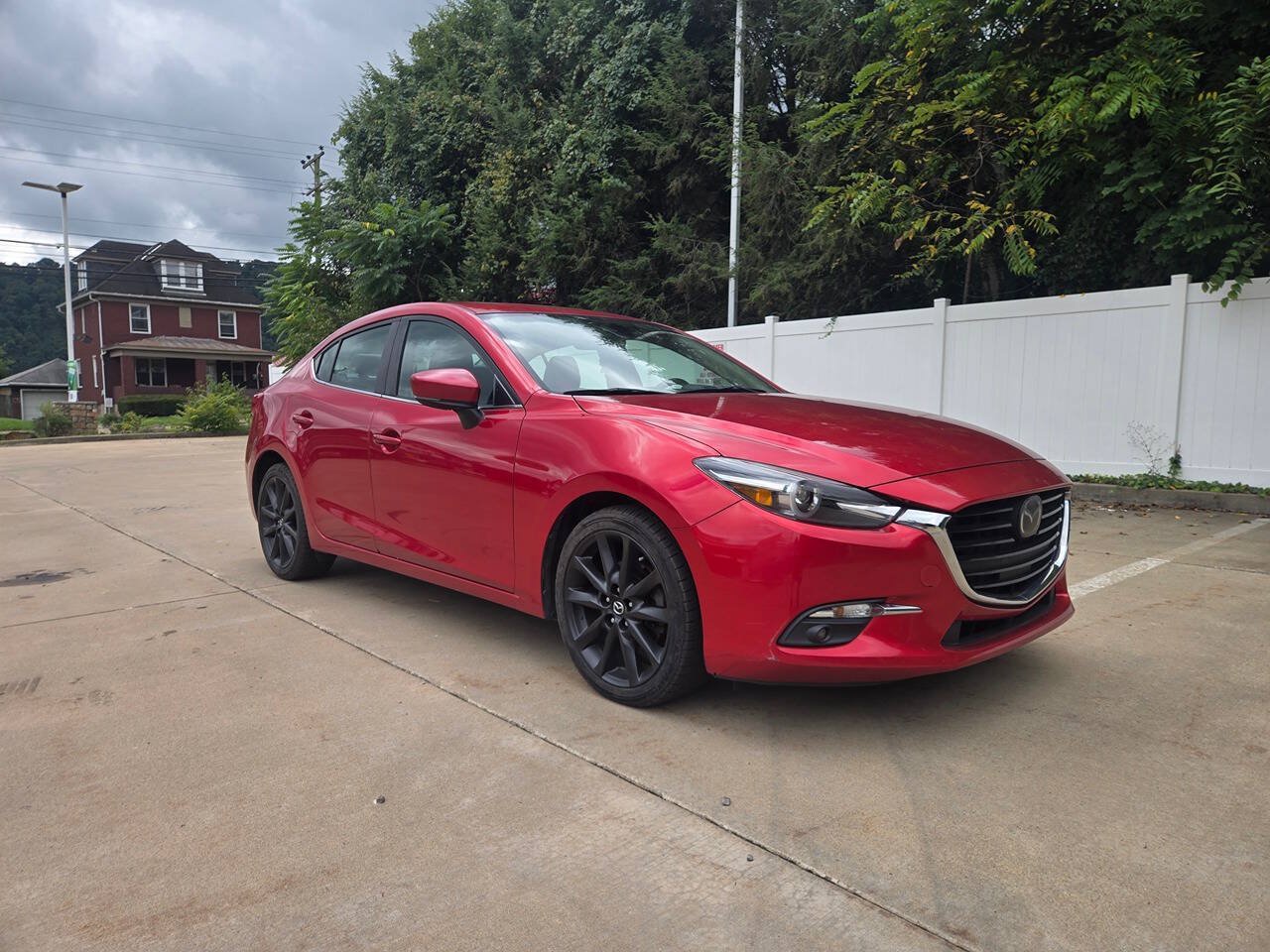 Used 2017 MAZDA MAZDA3 Grand Touring w/ Premium Equipment Package FWD image 5