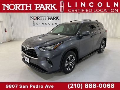 Used 2020 Toyota Highlander XLE