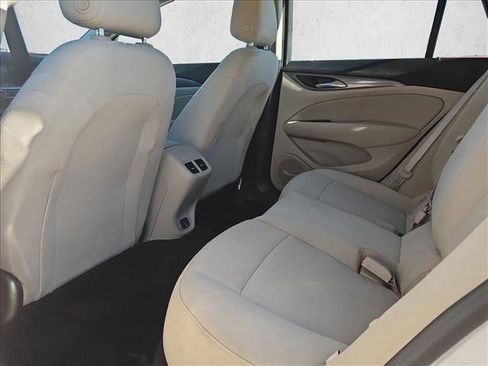 Used 2018 Buick Regal Preferred w/ Sights and Sounds Package image 19