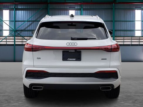Used 2025 Audi Q5 Premium w/ Convenience Package AWD/4WD image 4
