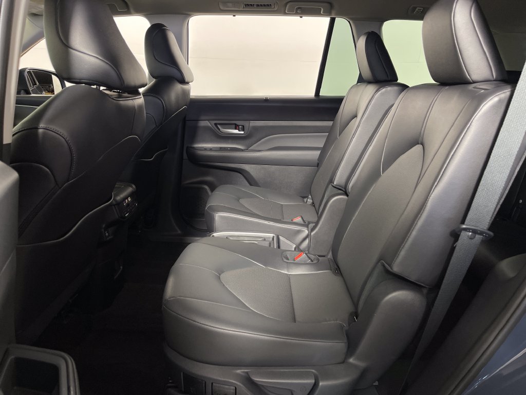 Certified 2026 Toyota Grand Highlander AWD Hybrid image 13