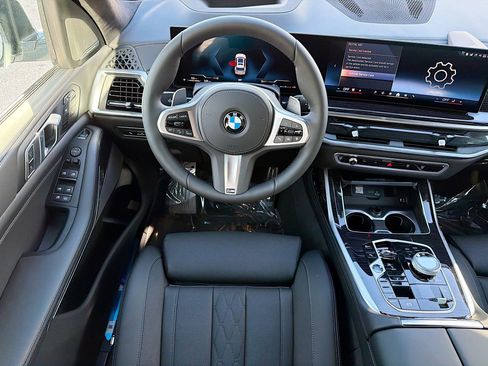 New 2026 BMW X7 xDrive40i image 17