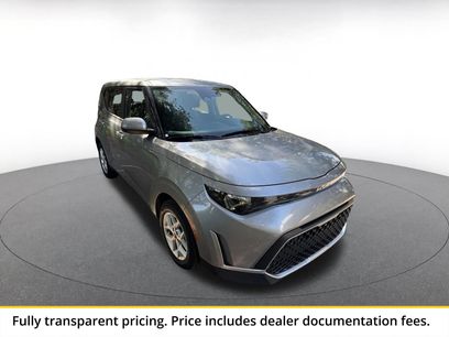 Used 2025 Kia Soul LX w/ LX Technology Package