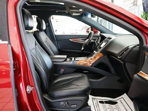 Used 2018 Lincoln MKX Reserve w/ Lincoln MKX Climate Package FWD image 44