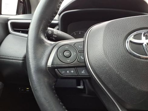 Used 2023 Toyota Corolla Cross LE image 21