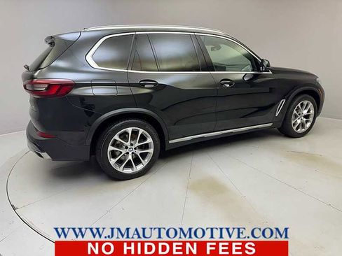 Used 2022 BMW X5 xDrive40i w/ Premium Package image 5