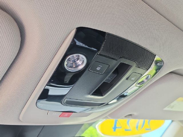 Certified 2025 Kia Sorento S w/ Panoramic Sunroof Package FWD image 29