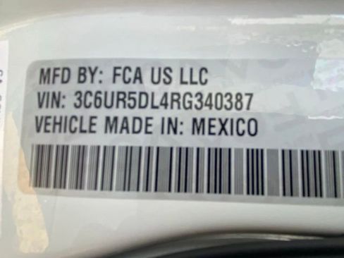 Used 2024 RAM 2500 Big Horn AWD/4WD image 27
