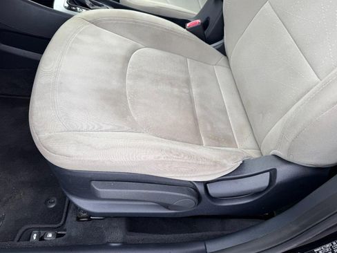 Used 2013 Kia Rio EX w/ Convenience Pkg image 14