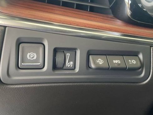 New 2026 Cadillac XT5 Premium Luxury w/ Driver Assist Package FWD image 18