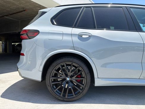 Used 2025 BMW X5 M60i w/ Climate Comfort Package AWD/4WD image 5