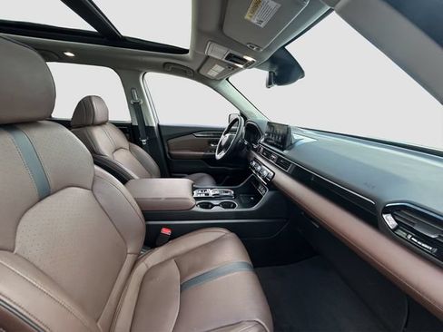 Certified 2023 Honda Pilot Elite image 23