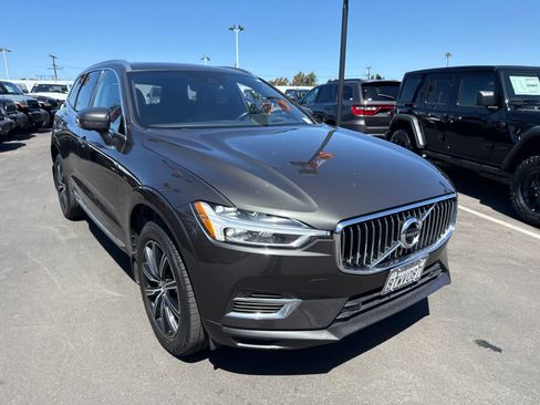 Used 2021 Volvo XC60 T8 Inscription AWD/4WD image 10