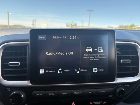 New 2026 Hyundai Venue SEL image 24