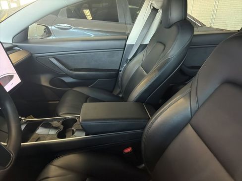 Used 2020 Tesla Model 3 Long Range image 9