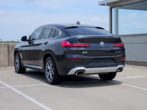 Used 2024 BMW X4 xDrive30i w/ Parking Assistance Package AWD/4WD image 3