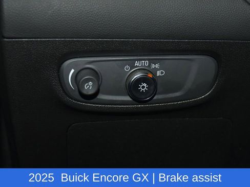 Used 2025 Buick Encore GX Preferred FWD image 9