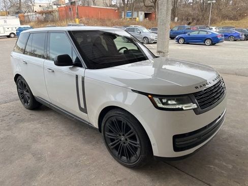 Used 2023 Land Rover Range Rover SE image 7