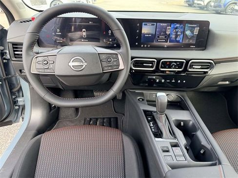 New 2026 Nissan Sentra SR w/ Floor Mat Package image 17
