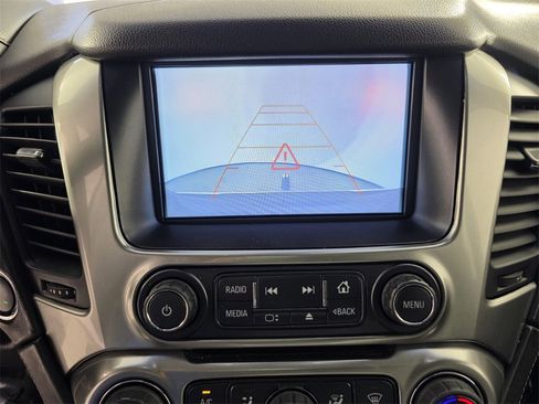 Used 2019 Chevrolet Suburban Premier image 25