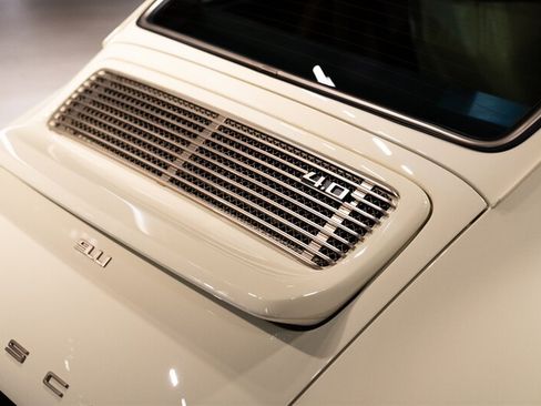 Used 1990 Porsche 911 Carrera image 34