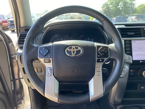 Used 2021 Toyota 4Runner SR5 image 20