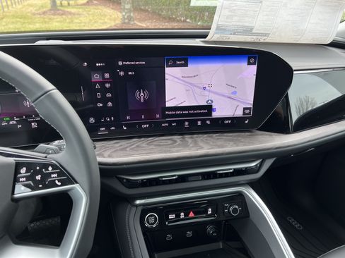 Certified 2025 Audi Q5 Premium AWD/4WD image 25