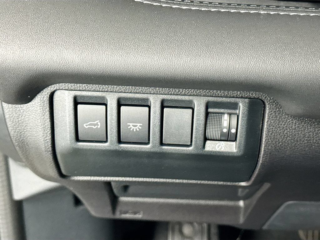 New 2026 Subaru Ascent Limited AWD/4WD image 6