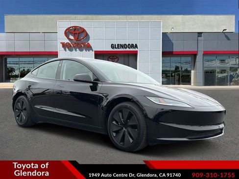Used 2025 Tesla Model 3 Long Range image 1