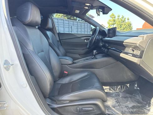 Used 2024 Honda Accord Sport image 15