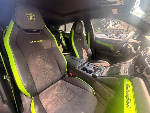 Used 2024 Lamborghini Urus S AWD/4WD image 13