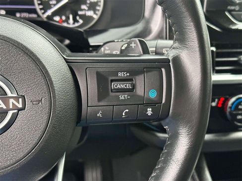 Certified 2024 Nissan Pathfinder SV image 23