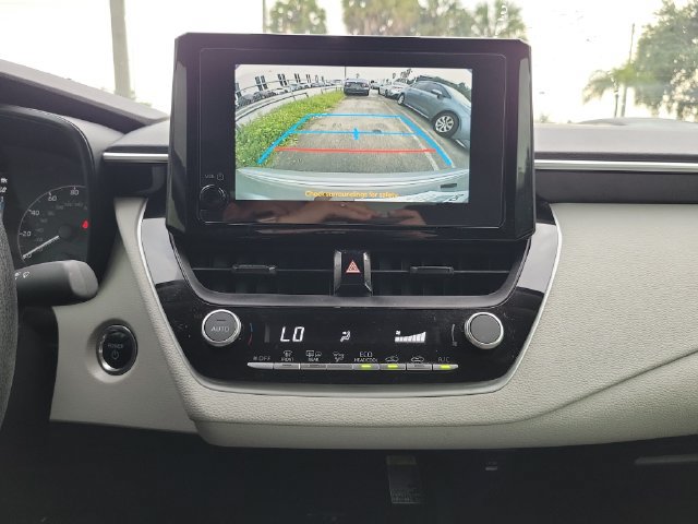 Used 2025 Toyota Corolla LE w/ LE Premium Package FWD image 21
