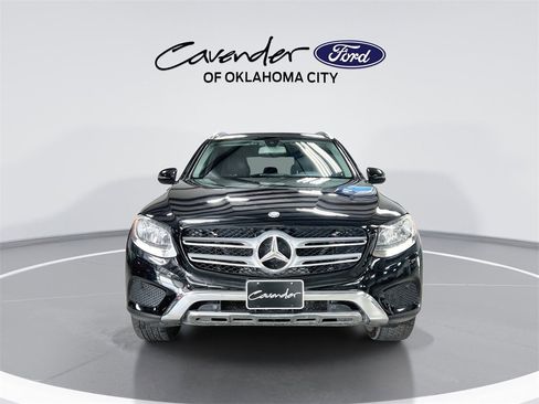 Used 2017 Mercedes-Benz GLC 300 4MATIC image 3