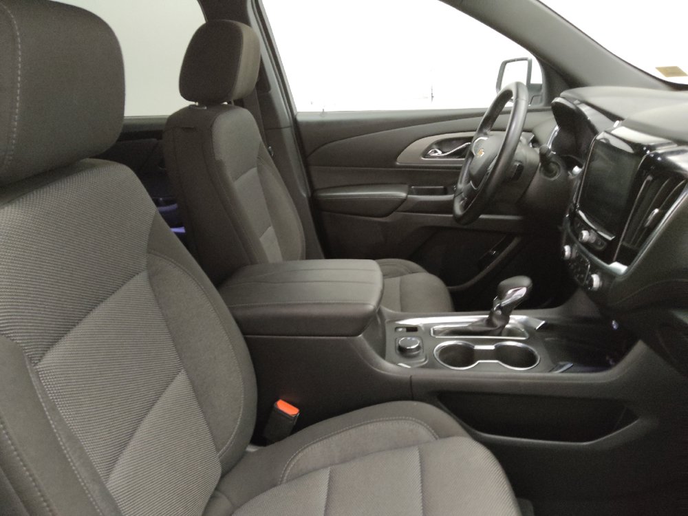 Used 2023 Chevrolet Traverse LT FWD image 21
