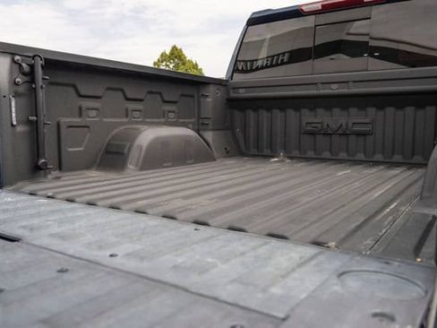Used 2021 GMC Sierra 1500 SLT w/ SLT Convenience Package AWD/4WD image 15