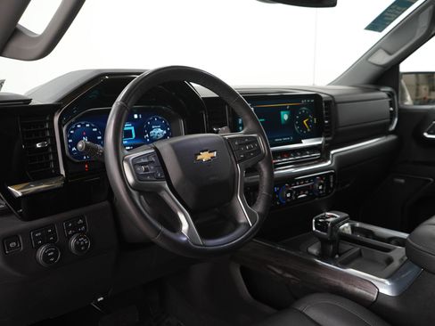 Used 2023 Chevrolet Silverado 1500 LTZ w/ LTZ Premium Package AWD/4WD image 25