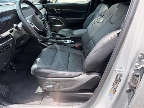 Used 2024 Kia Telluride SX Prestige X-Pro AWD/4WD image 8