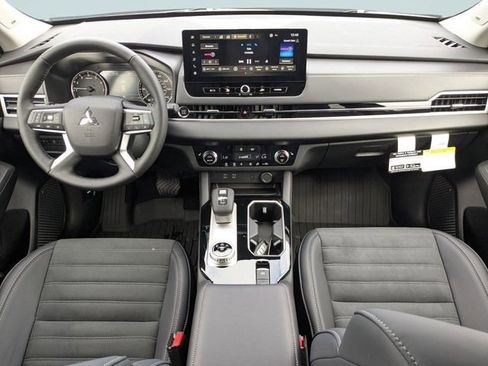 New 2026 Mitsubishi Outlander Trail Edition image 14