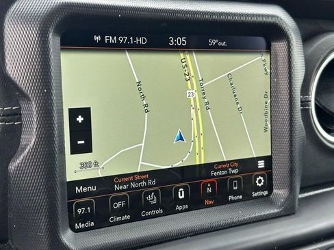 Used 2023 Jeep Wrangler Unlimited Sahara w/ Cold Weather Group AWD/4WD image 22