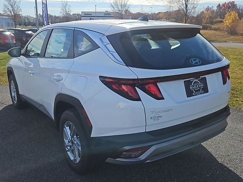 New 2026 Hyundai Tucson SE image 5