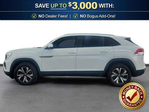 Used 2024 Volkswagen Atlas Cross Sport SE FWD image 2