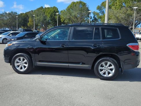 Used 2013 Toyota Highlander SE image 8