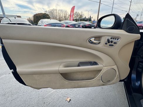 Used 2007 Jaguar XK Convertible RWD image 5